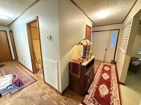 Entry Way - 224 Walnut Hill Ln, Ewing, VA 24248 photo 1 of 4