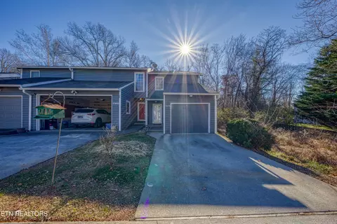 10470 Laura Lee Ln, Knoxville, TN 37922
