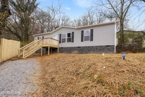 5432 Bland Ln, Knoxville, TN 37920