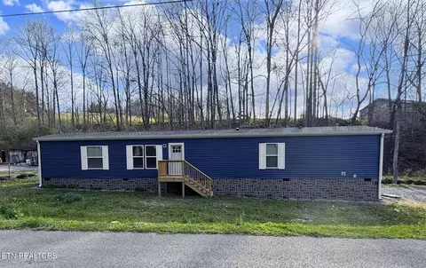 596 Old Long Hollow Rd, La Follette, TN 37766