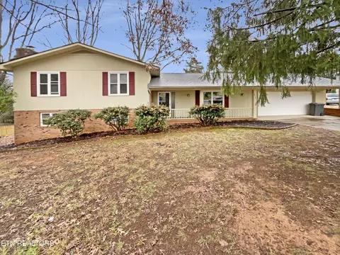 1012 Kensington Blvd, Maryville, TN 37803