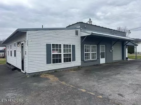 923 Winchester Ave, Middlesboro, KY 40965