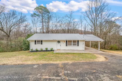709 Foust Carney Rd, Powell, TN 37849