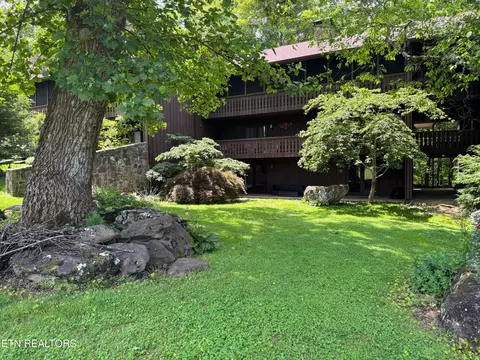 3815 East Pkwy #13, Gatlinburg, TN 37738