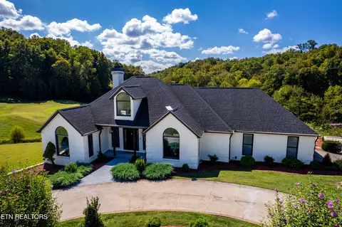 225 Bobwhite Tr, Sevierville, TN 37876