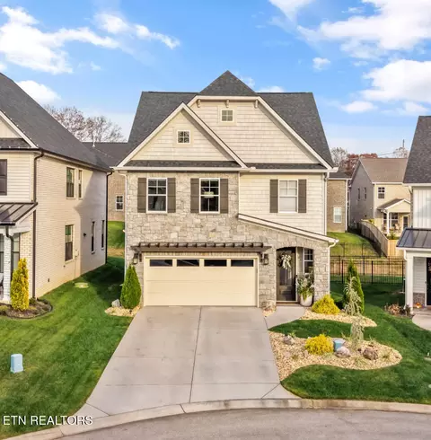 8454 Boxcar Ln, Knoxville, TN 37919
