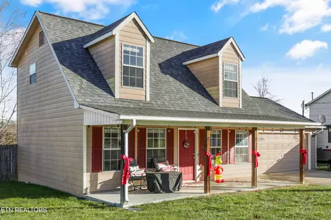 2312 Crestpark Rd, Knoxville, TN 37912