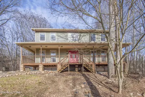121 Old State Cir, Powell, TN 37849