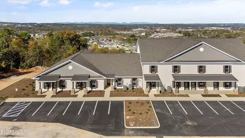 4411 Legends Way #A, Maryville, TN 37801