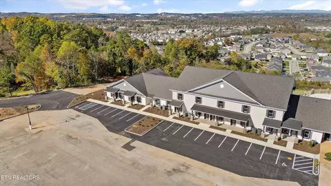 4411 Legends Way #C, Maryville, TN 37801