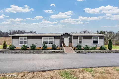 1083 Fanchers Mill Rd, Sparta, TN 38583