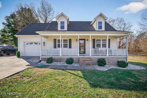 2921 S Deerhaven Dr, Cookeville, TN 38506