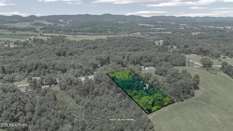 1043 Ridge Rd, Madisonville, TN 37354