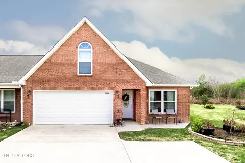 2559 Keeneland Dr, Maryville, TN 37803
