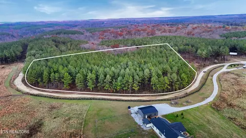 6 Rocky Mountain Way, Crossville, TN 38572