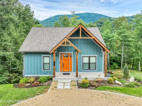 433 Laurel Rd, Townsend, TN 37882 photo 3