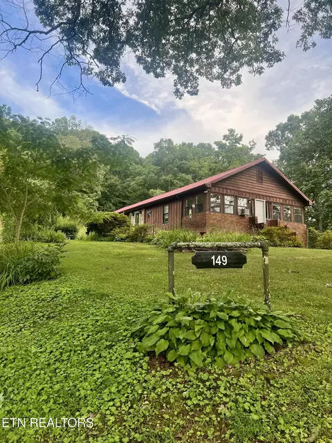 149 Hembree Ln, Clinton, TN 37716