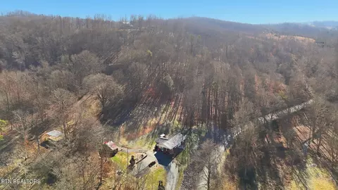 View/Area - 1625 Machine Branch Rd, Ewing, VA 24248 photo 2 of 3