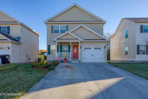 212 Heritage Crossing Dr, Maryville, TN 37804