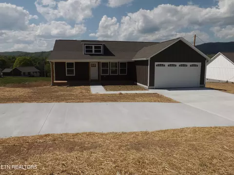 935 Shawanee Rd, Harrogate, TN 37752