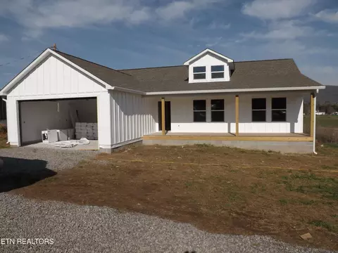 941 Shawanee Rd, Harrogate, TN 37752