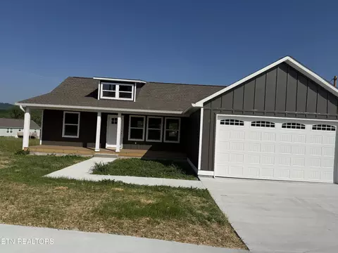 955 Shawanee Rd, Harrogate, TN 37752