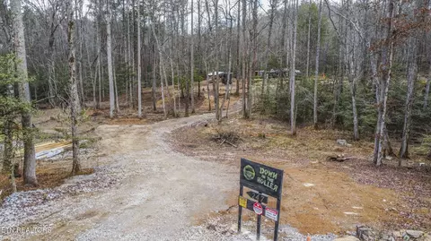 247 Copperhead Rd, Oakdale, TN 37829