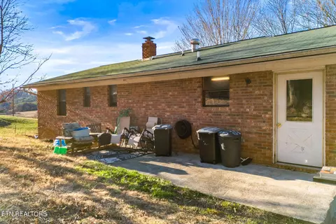 Exterior - 1756 Mansfield Gap Rd, Talbott, TN 37877 photo 3 of 5