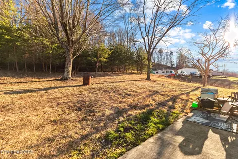 Exterior - 1756 Mansfield Gap Rd, Talbott, TN 37877 photo 5 of 5