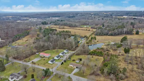15 Little Blvd, Crossville, TN 38555