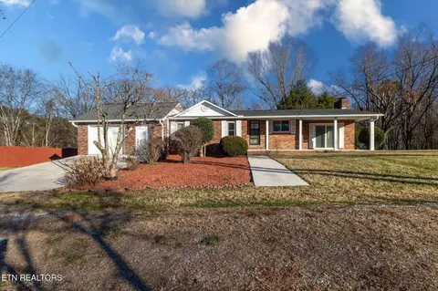 264 Mckinney Rd, Harriman, TN 37748