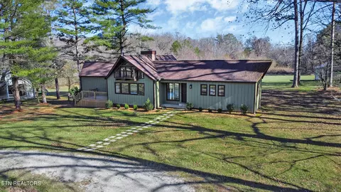 1651 Pennsylvania Ave, Jamestown, TN 38556