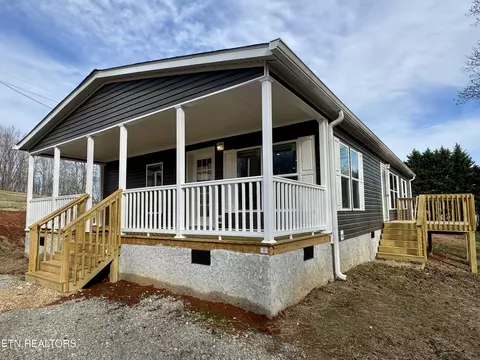 132 Swicegood Ln, Harriman, TN 37748