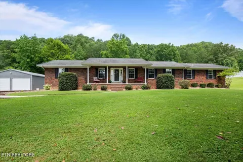 756 Old Lake City Hwy Hwy, Rocky Top, TN 37769