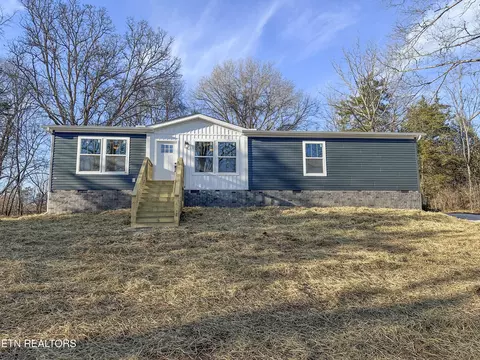 8505 Emory Rd, Corryton, TN 37721