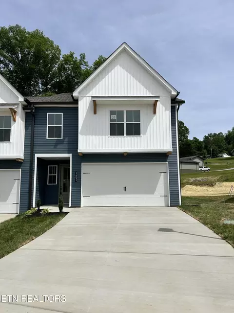 1651 Lateglow Way, Knoxville, TN 37931
