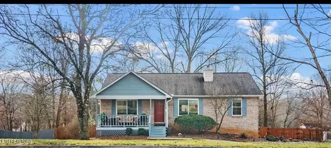 150 Ridgebark Ln, Lenoir City, TN 37772