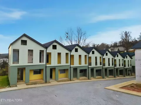 2604 Sevier Ave #101, Knoxville, TN 37920