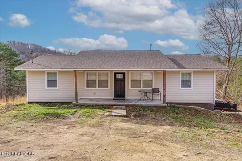 263 Graves Hollow Rd, Maynardville, TN 37807