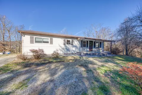 631 Burnett Station Rd, Seymour, TN 37865