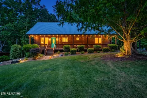 598 Ted Brooks Rd, Jamestown, TN 38556