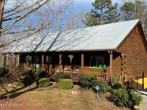 598 Ted Brooks Rd, Jamestown, TN 38556