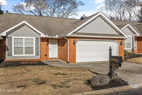 8772 Carriage House Way, Knoxville, TN 37923
