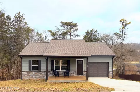 131 Lynn Dr, Maynardville, TN 37807