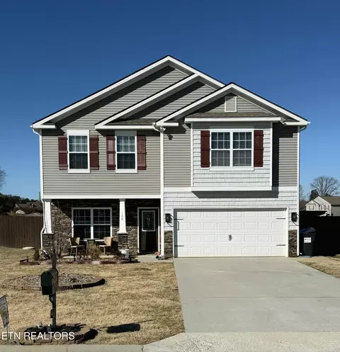 169 Cate Ln, Lenoir City, TN 37772