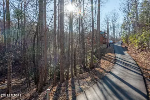 lot1458 Beach Front Dr, Sevierville, TN 37876