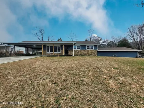 941 Cemetery Rd, Oliver Springs, TN 37840