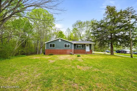 520 W Hills Dr, Huntsville, TN 37756