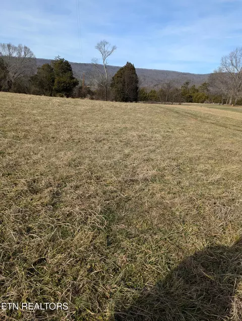 Doc Hill Road, Rutledge, TN 37861