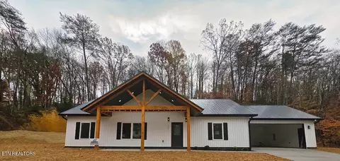 507 North St, Newport, TN 37821